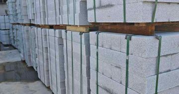 肇庆芝麻白路牙石，路侧石