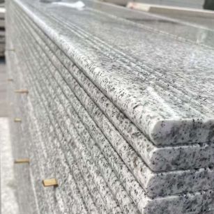 肇庆芝麻白楼梯踏步 花岗岩楼梯板材