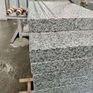 肇庆芝麻白楼梯踏步