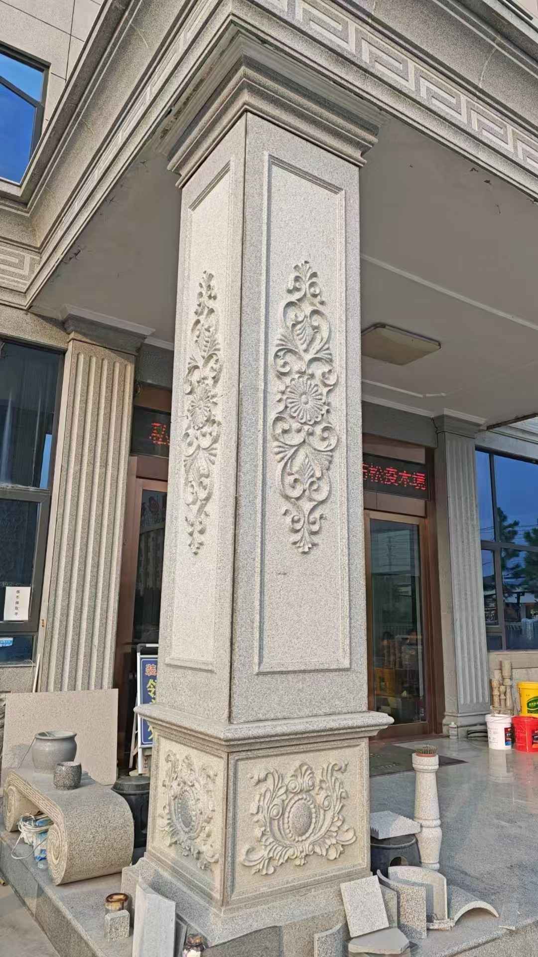 肇庆芝麻白别墅雕刻柱子  黄金麻