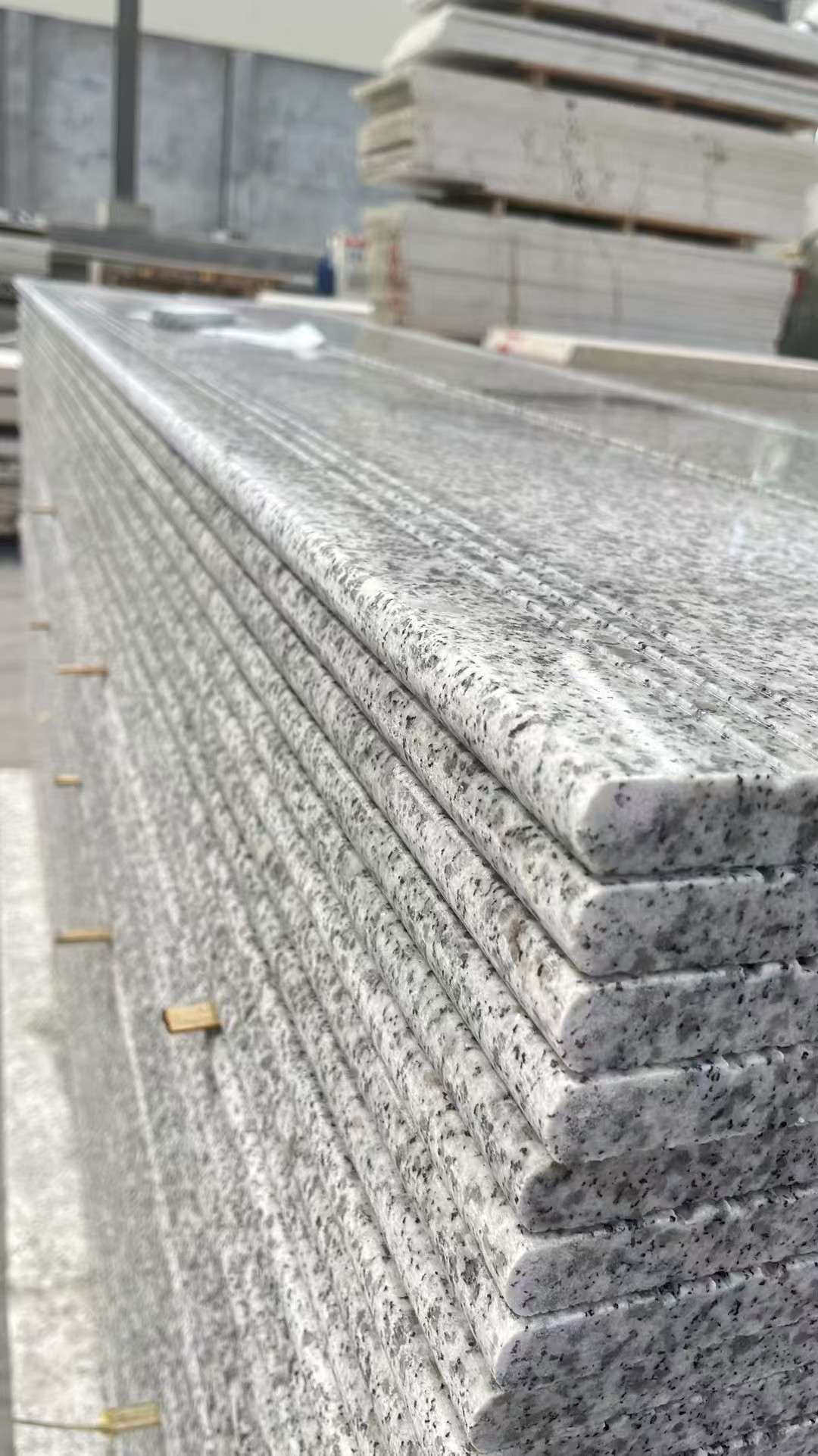 肇庆芝麻白楼梯踏步 花岗岩楼梯板材