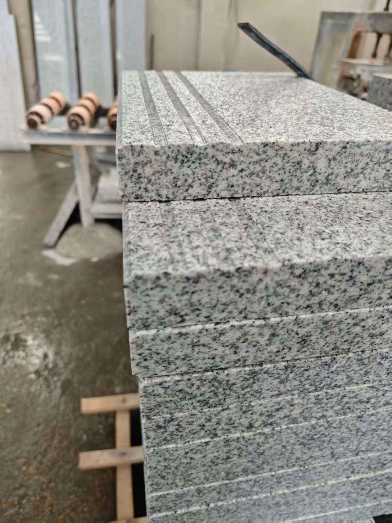 肇庆芝麻白楼梯踏步