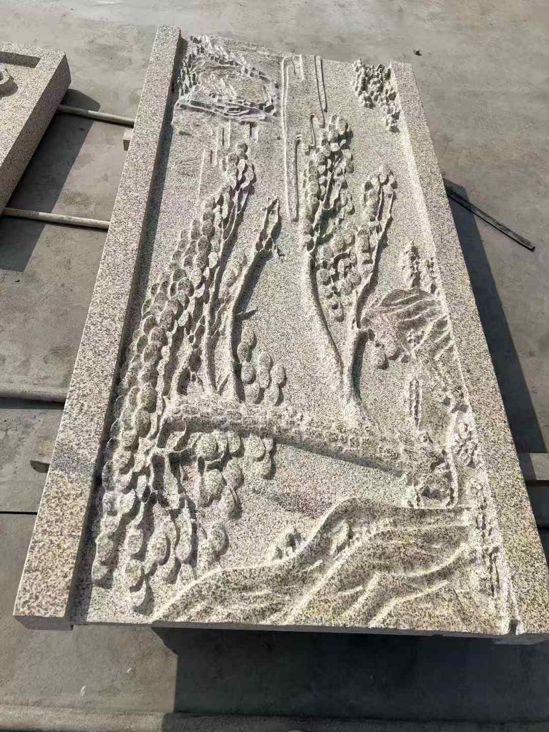 肇庆黄金麻别墅雕刻版 别墅私人定制